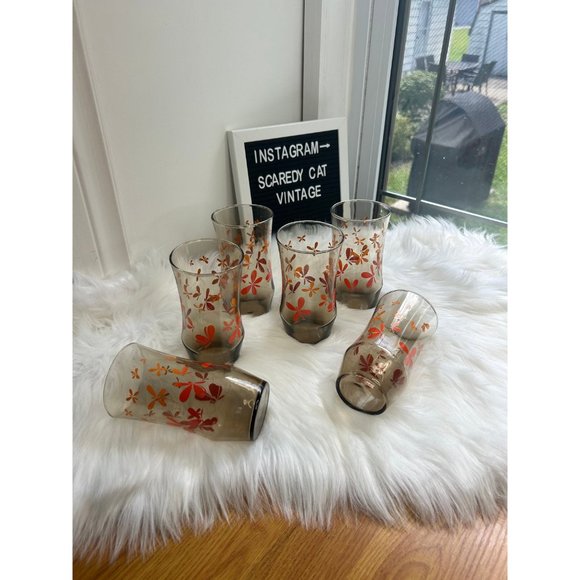 Vintage butterfly black drinking glasses orange red funky 70s cottagecore - Picture 2 of 5